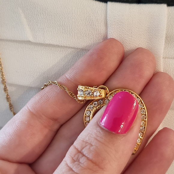 Heart Necklace - Picture 4 of 6